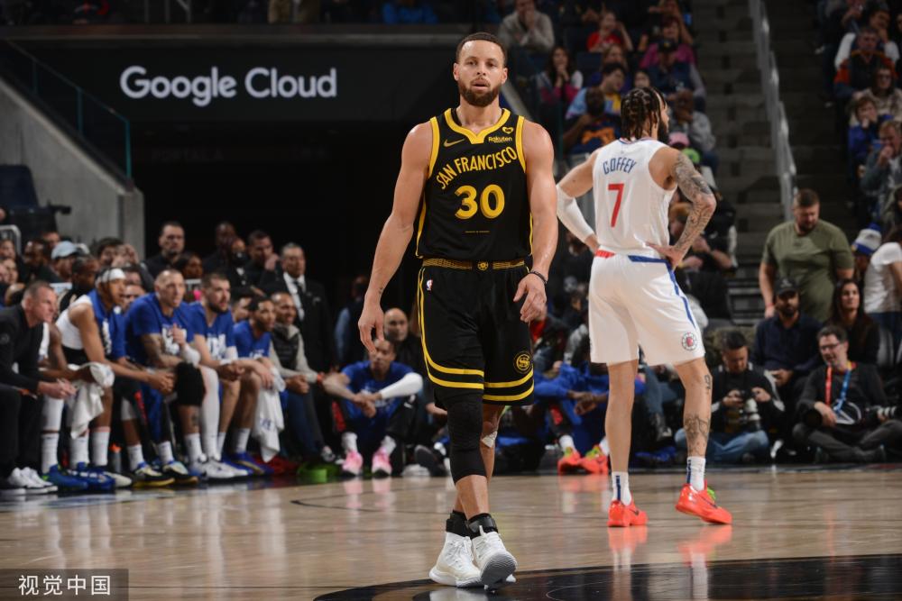 球员传递了 球员传递了