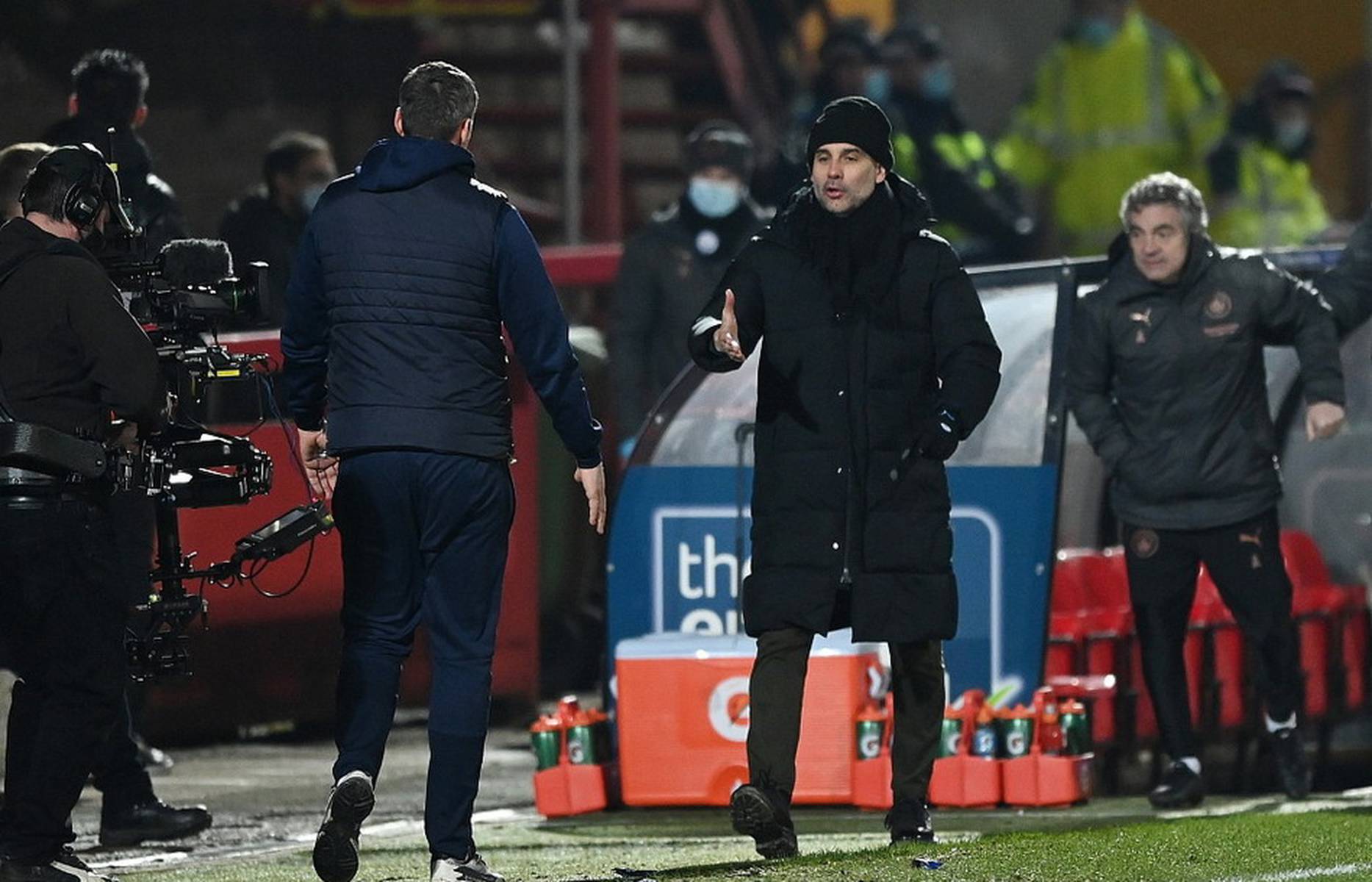 比过去更加 比过去更加