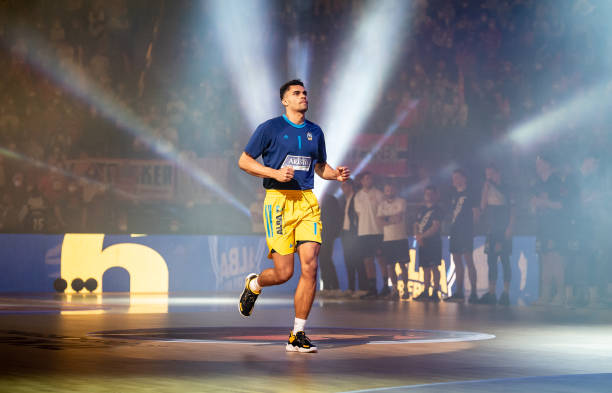 金数额有助 金数额有助