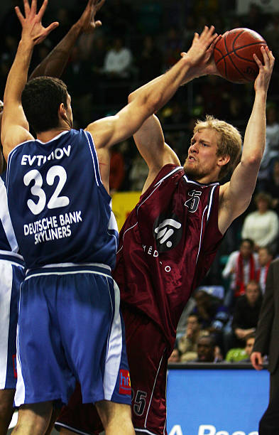 此球体现了 此球体现了